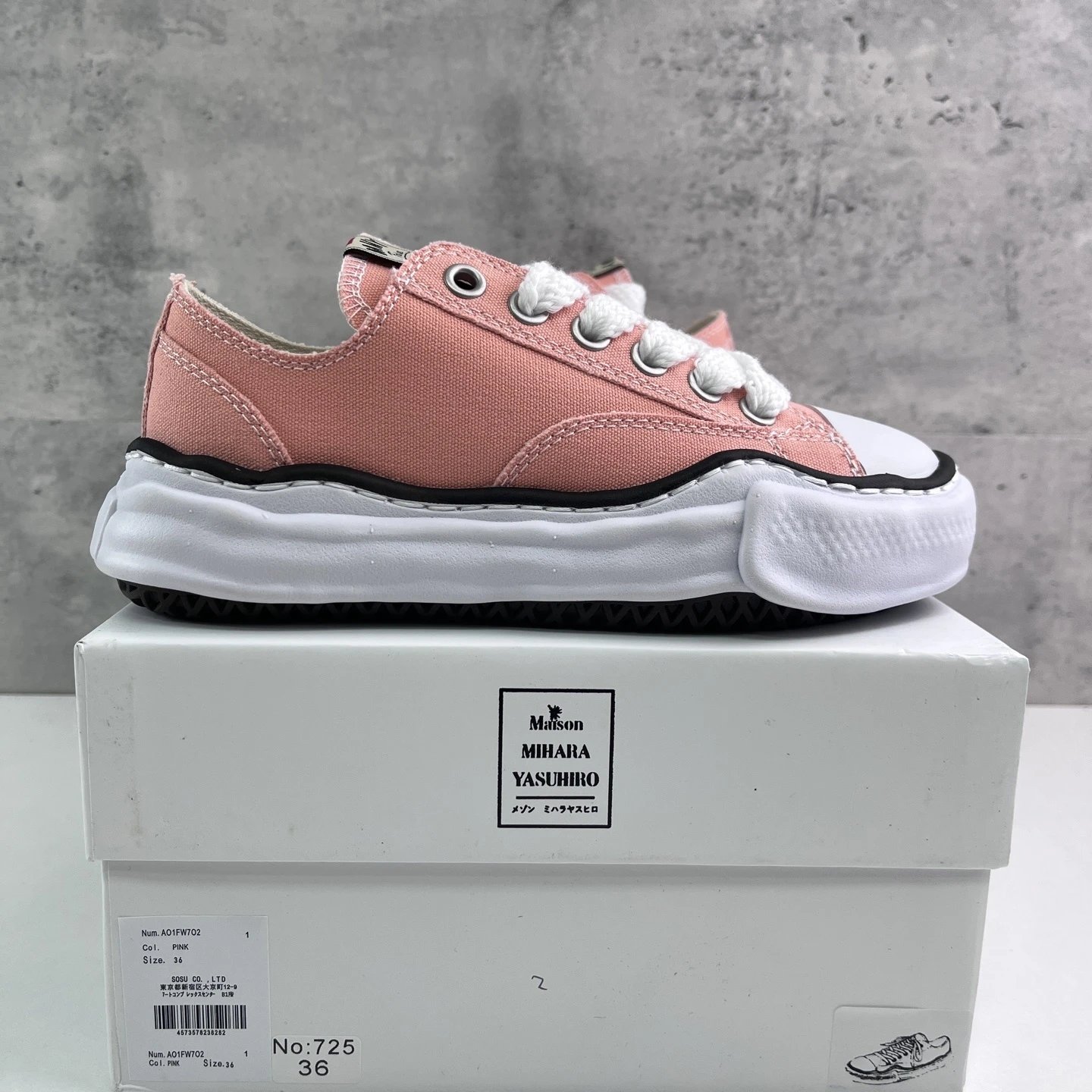 Maison Mihara Yasuhiro Split Sole Low Pink Canvas Sneakers