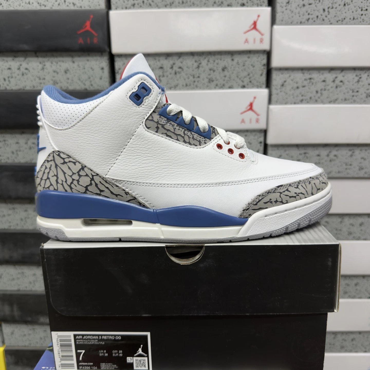 Jordan 3 Retro True Blue IF4396-104