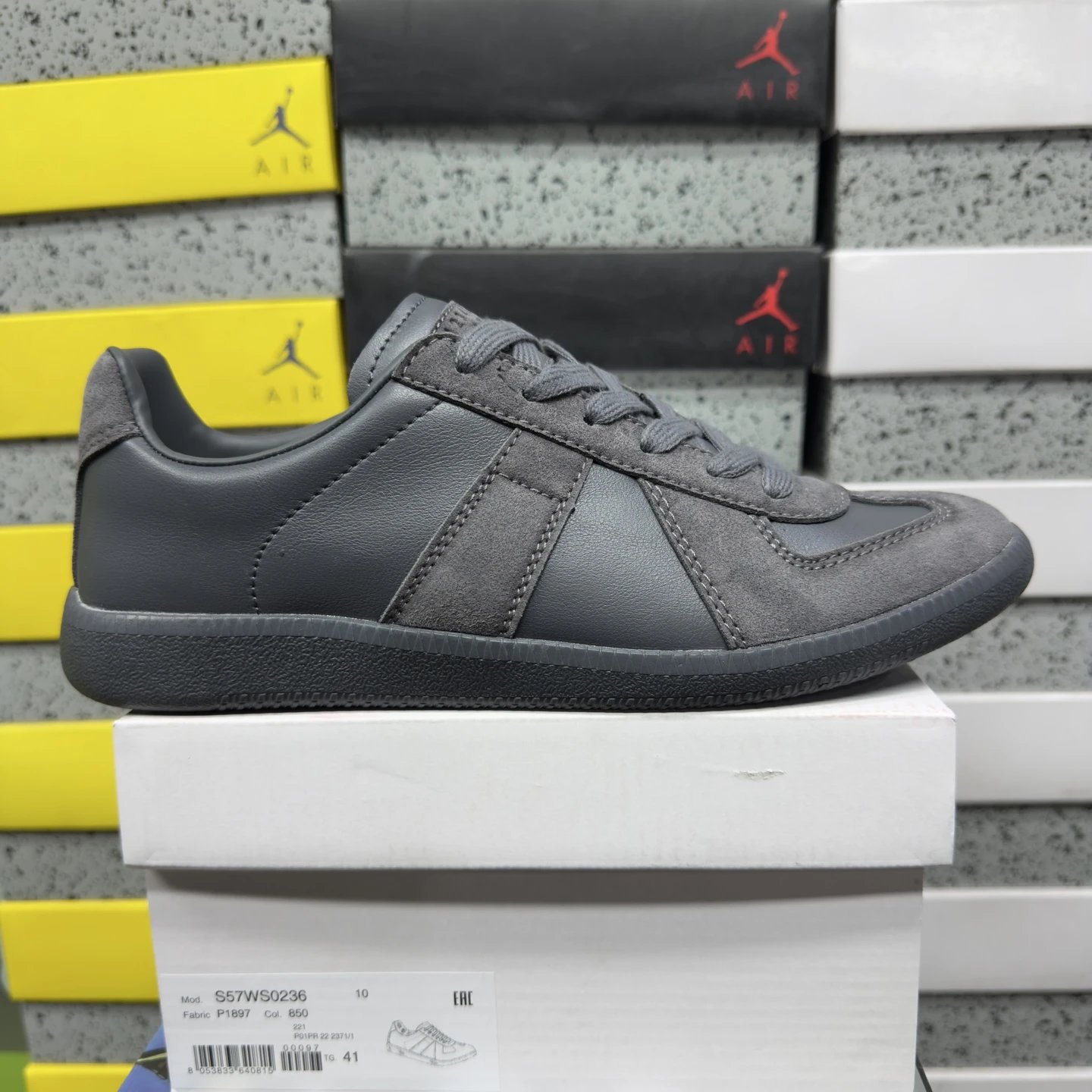 850 deep gray