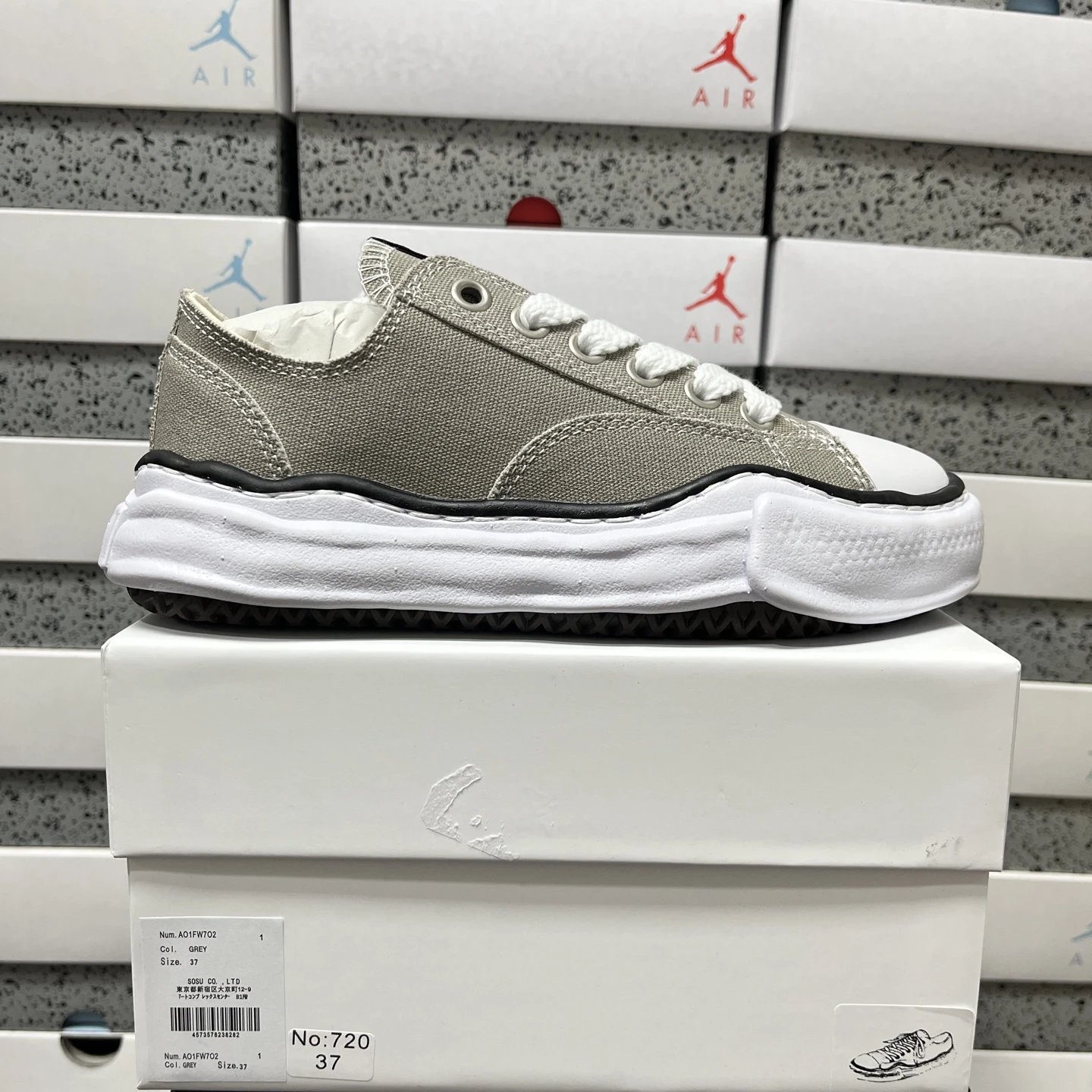 Maison Mihara Yasuhiro Wave Sole Low Grey Canvas Sneakers
