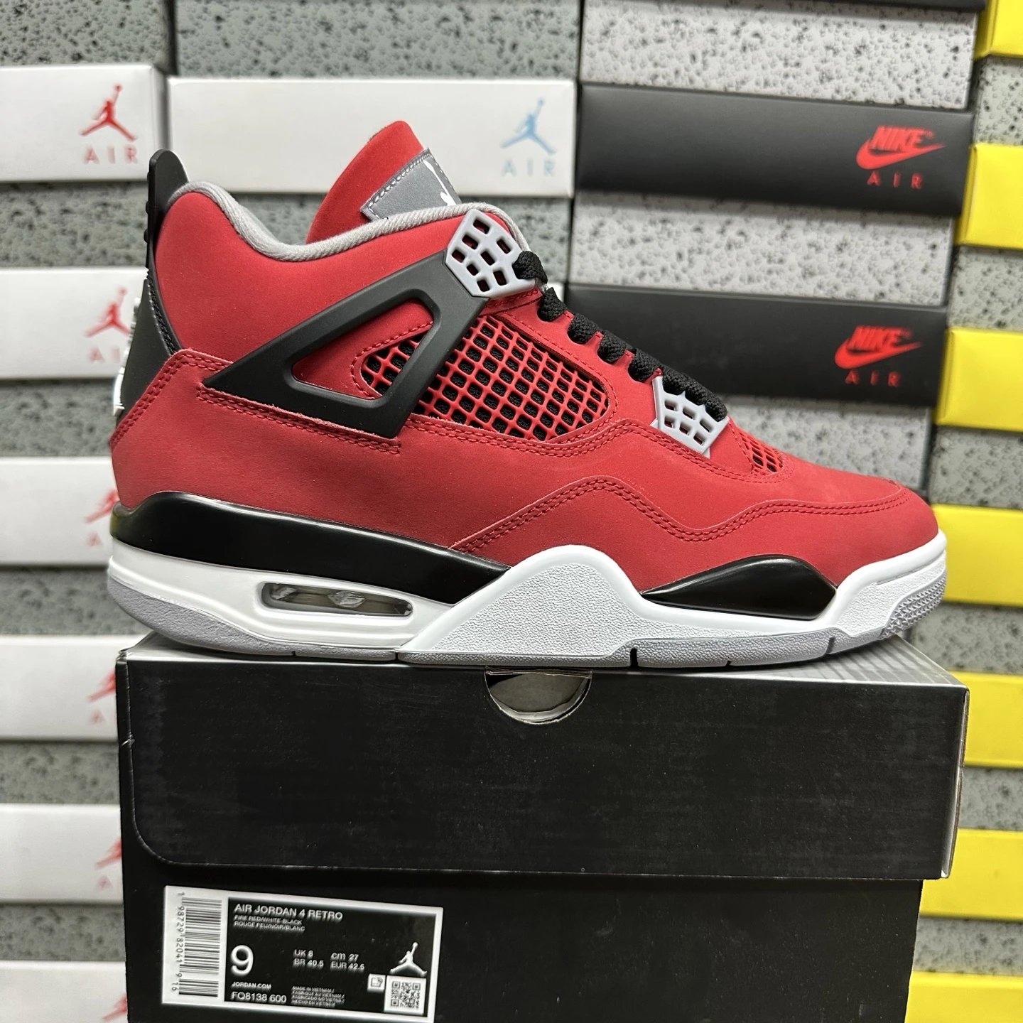 Jordan 4 Retro Toro Bravo FQ8138-600