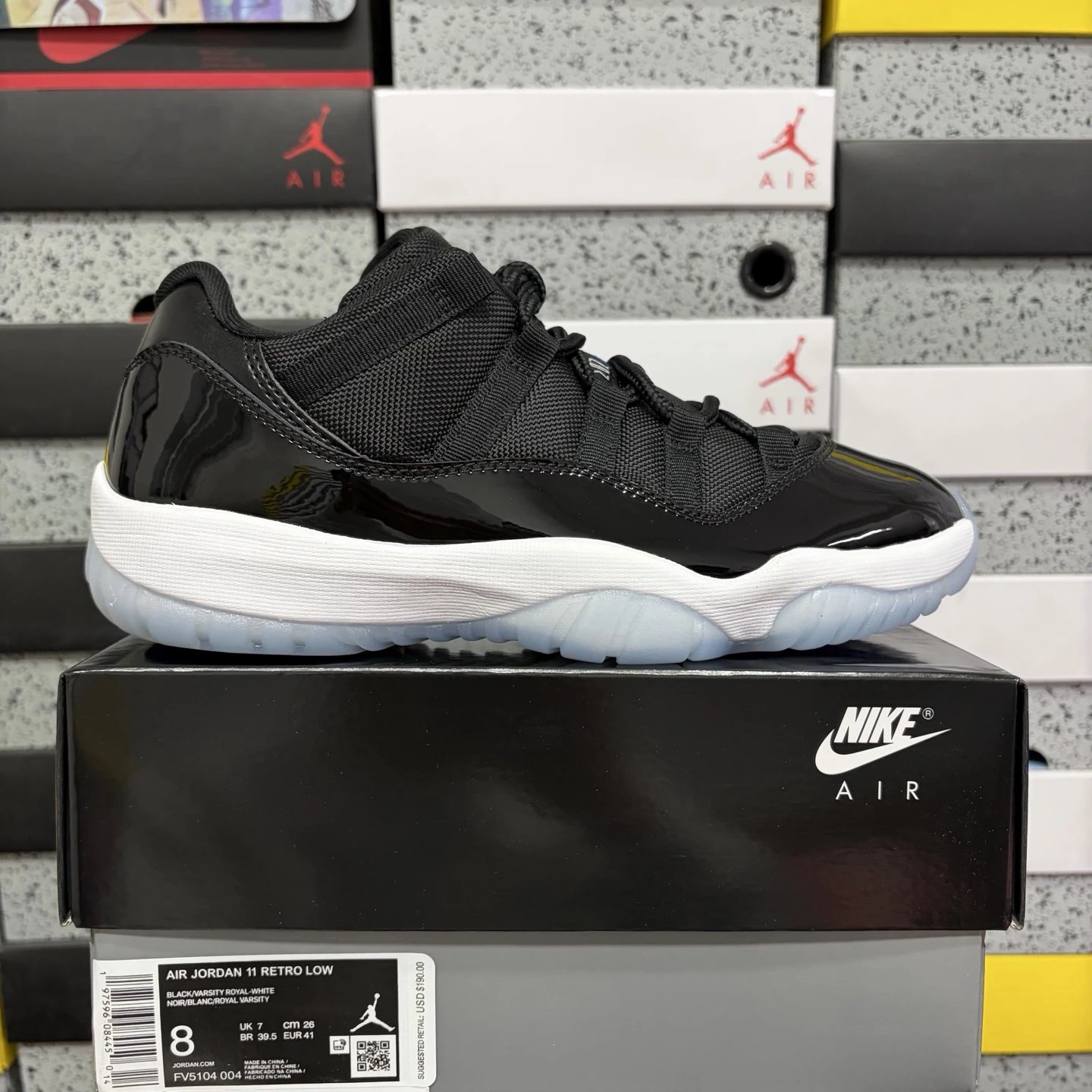 Low-Top Space Jam FV5104-004 40-47.5