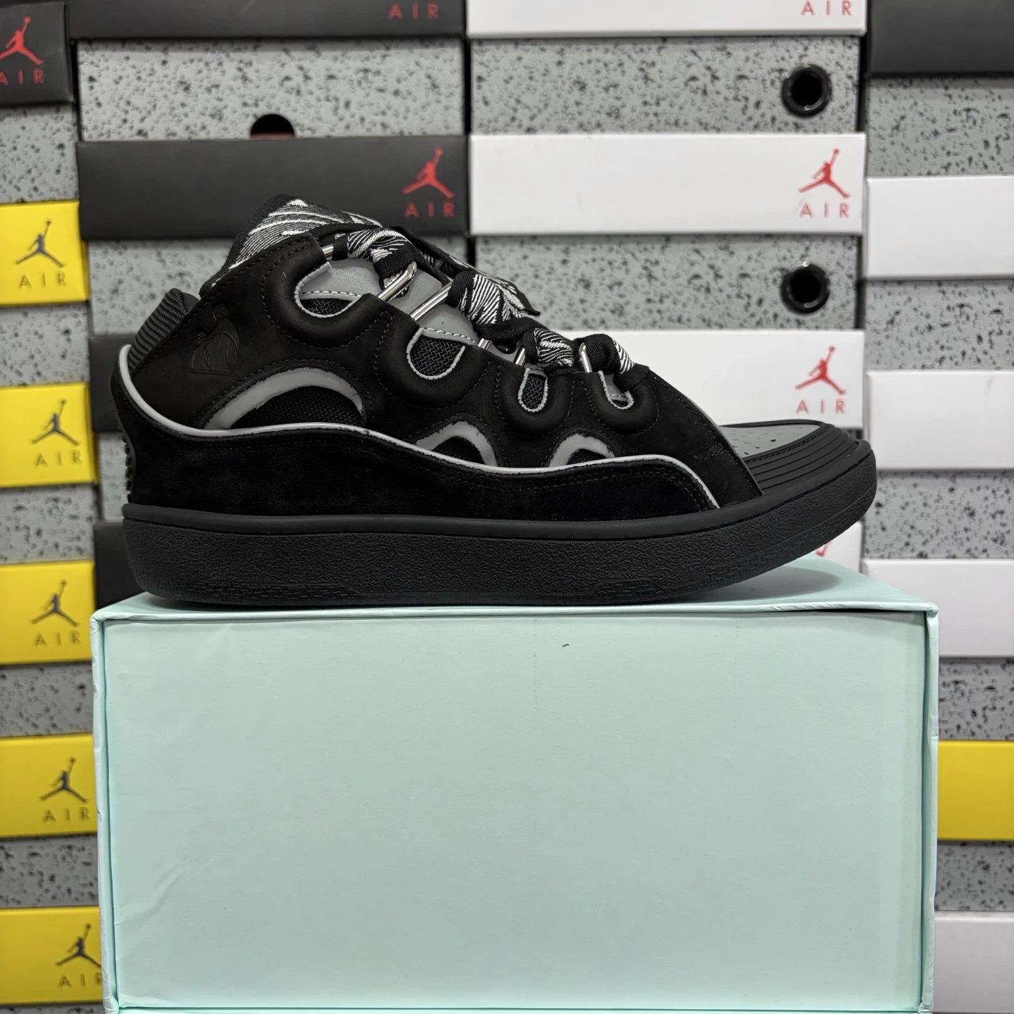 Glow-in-the-Dark Black