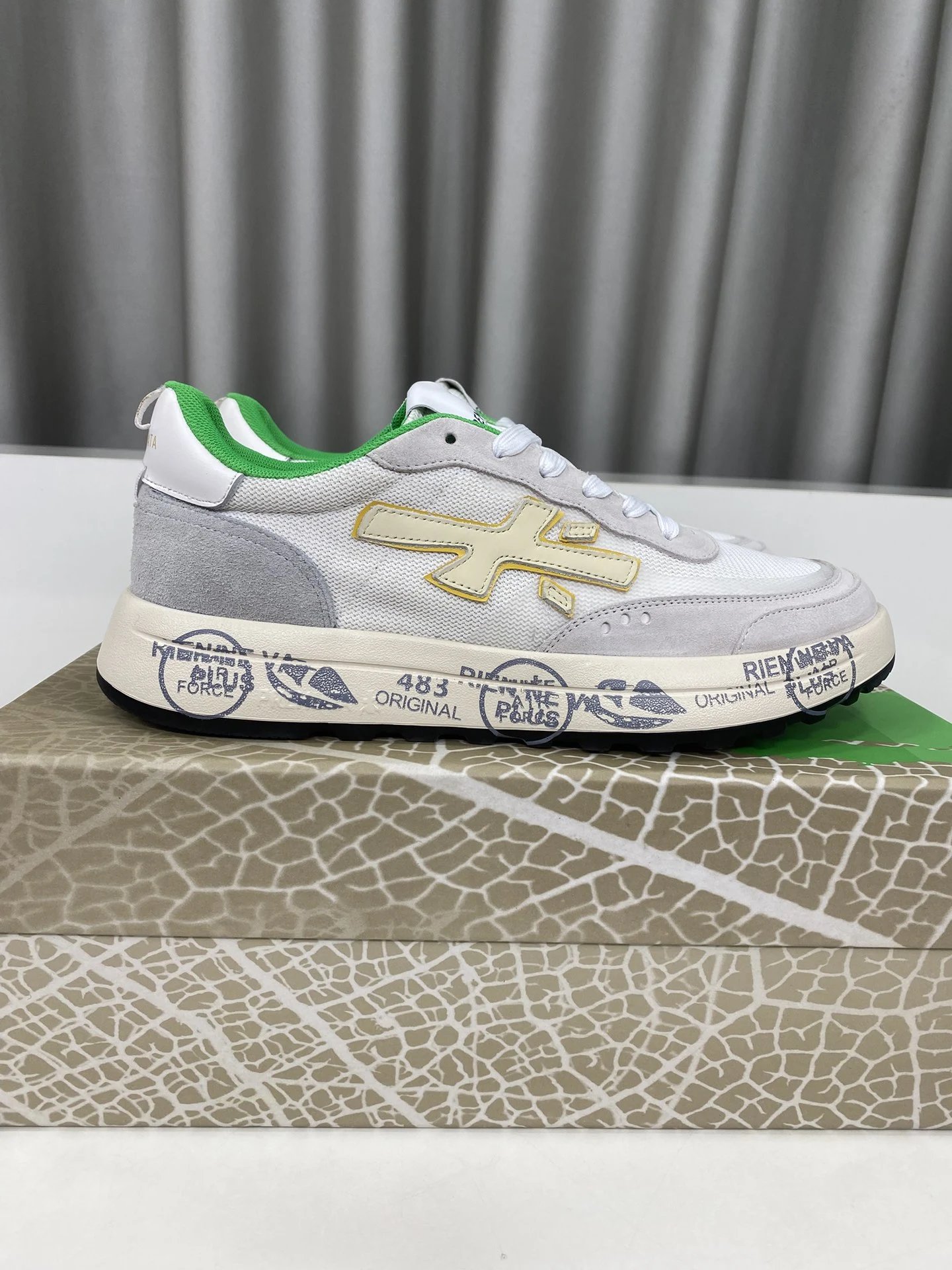 Premium Sports Casual Couple Shoes photo 8