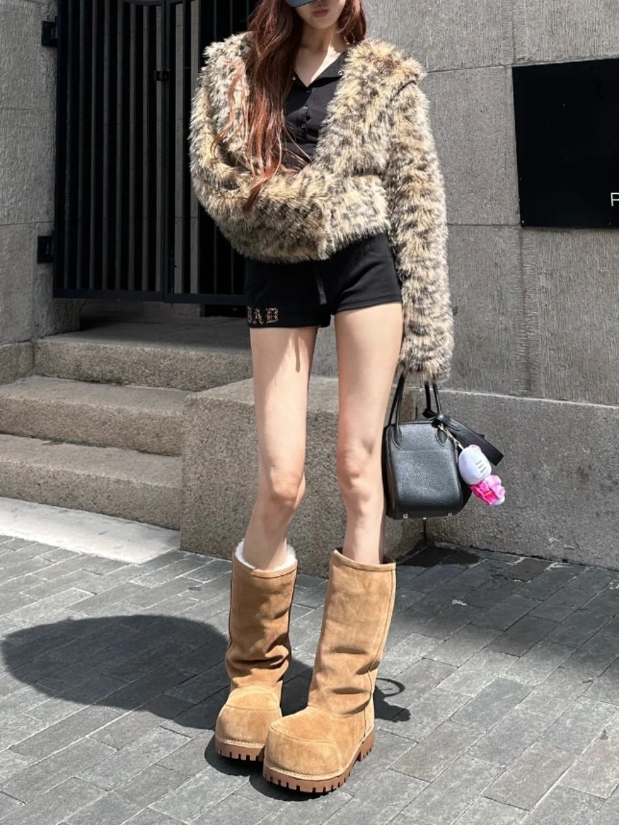 UGG Snow Boots photo 5