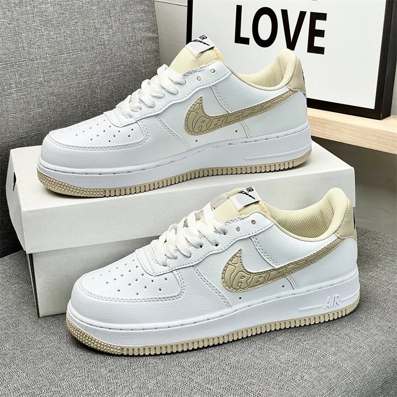 Nike Air Force 1 White/Black/Gold photo 6