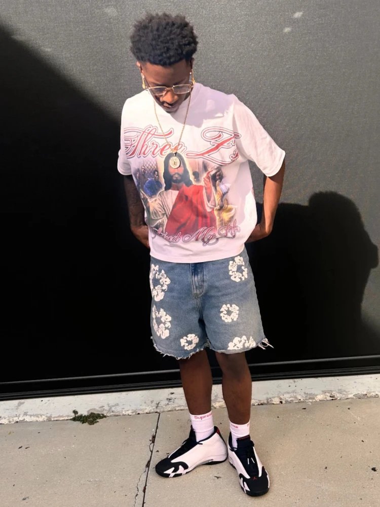 Cotton Graphic Print White Streetwear T-Shirt with Floral Embroidered Denim Shorts