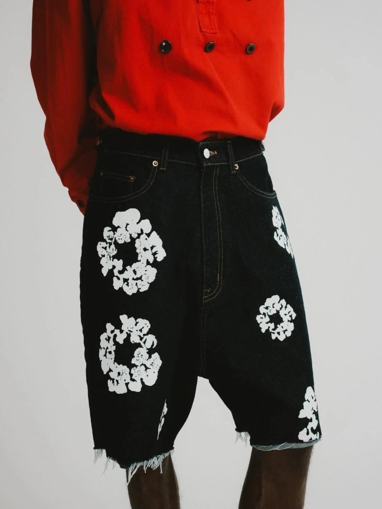 Cotton Graphic Print White Streetwear T-Shirt with Floral Embroidered Denim Shorts