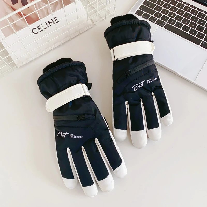 Full-Palm Touchscreen Ski Gloves photo 6