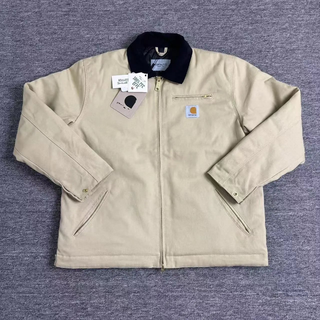 Carhartt Jacket photo 4