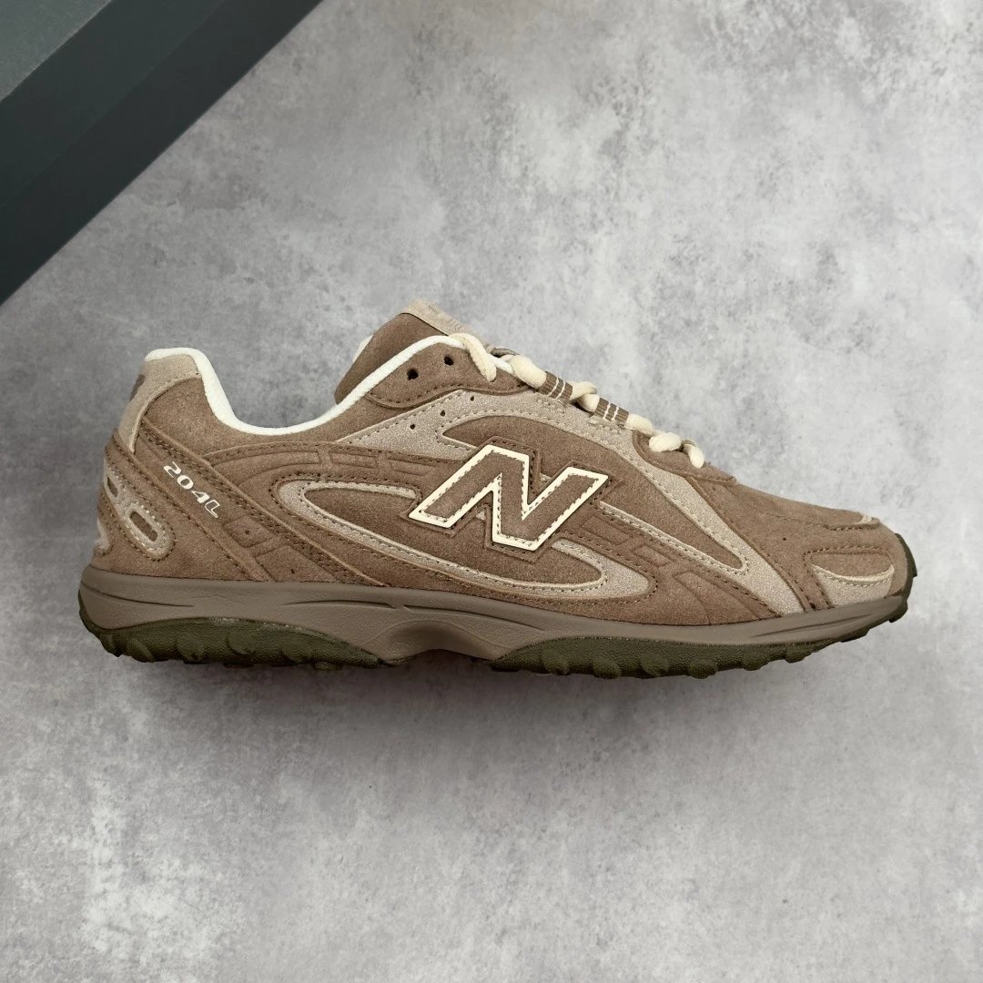 New Balance 204L Low-Top Casual Shoes photo 2
