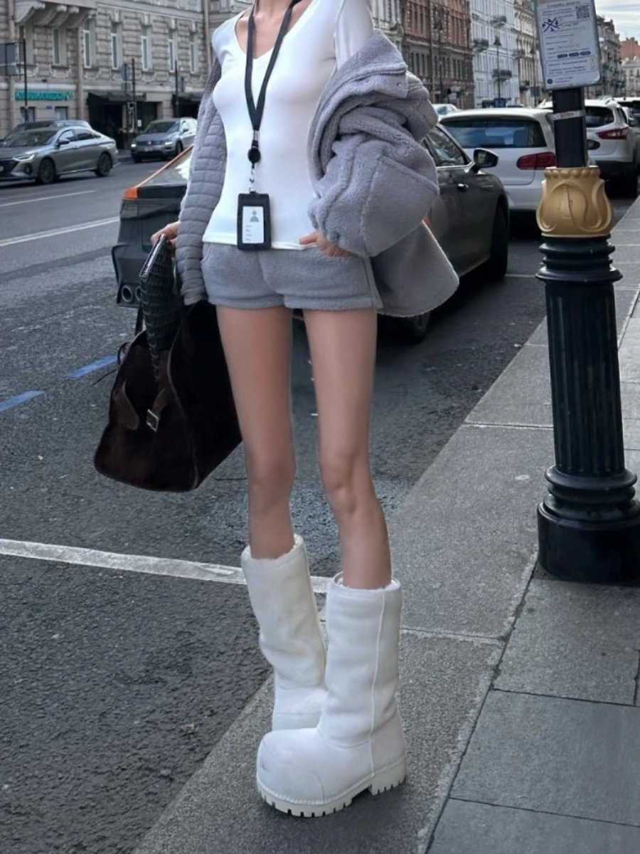 UGG Snow Boots photo 6