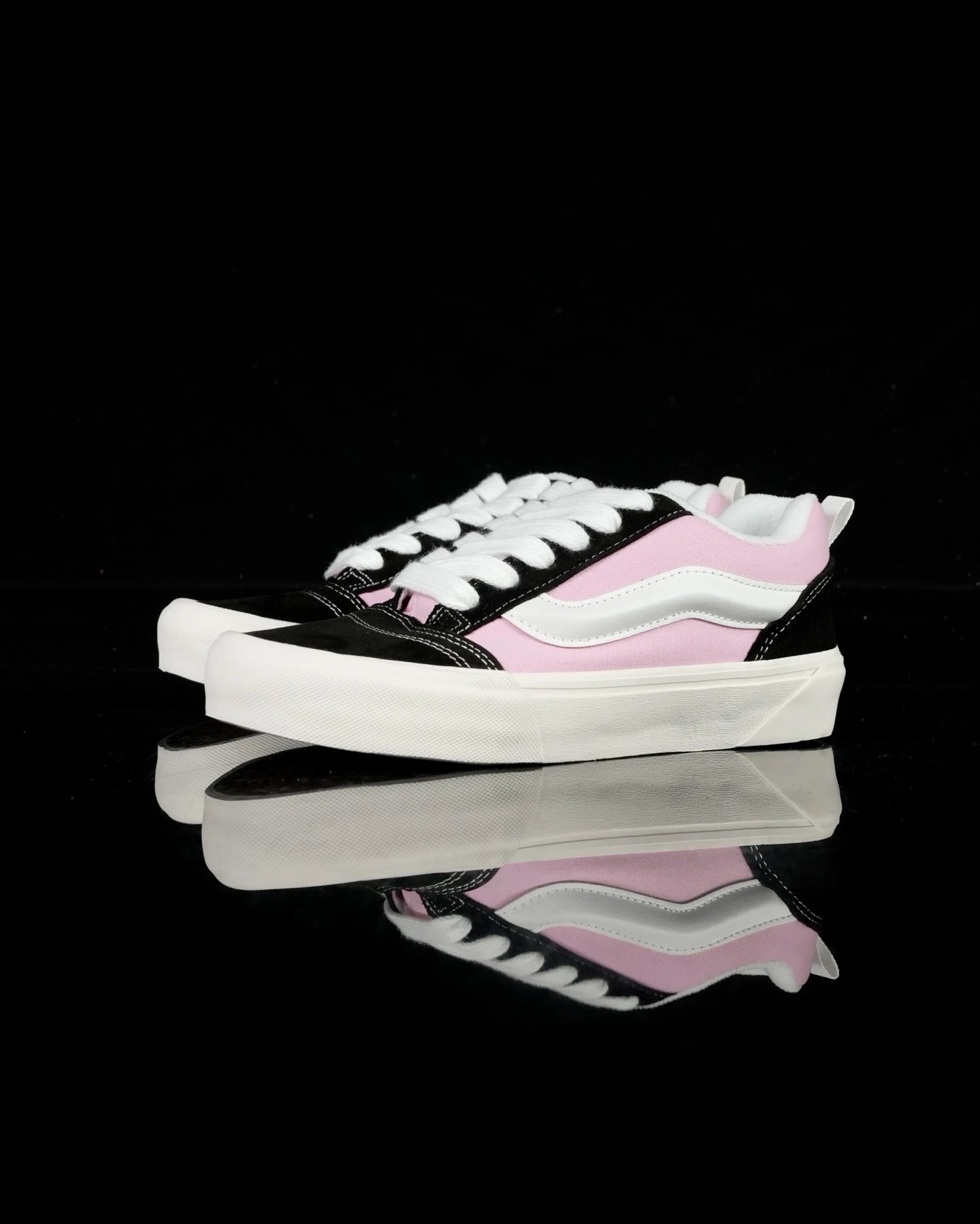 Vans Old Skool Pink and Black Canvas Sneakers Skateboard Shoes