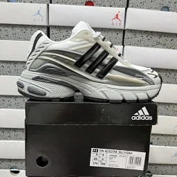 thumbnail for 【EG版】Pharrell x AD Adistar Jellyfish