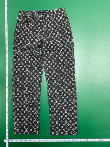 Louis Vuitton Monogram Embossed Black Denim Jacket and Jeans Set - 11