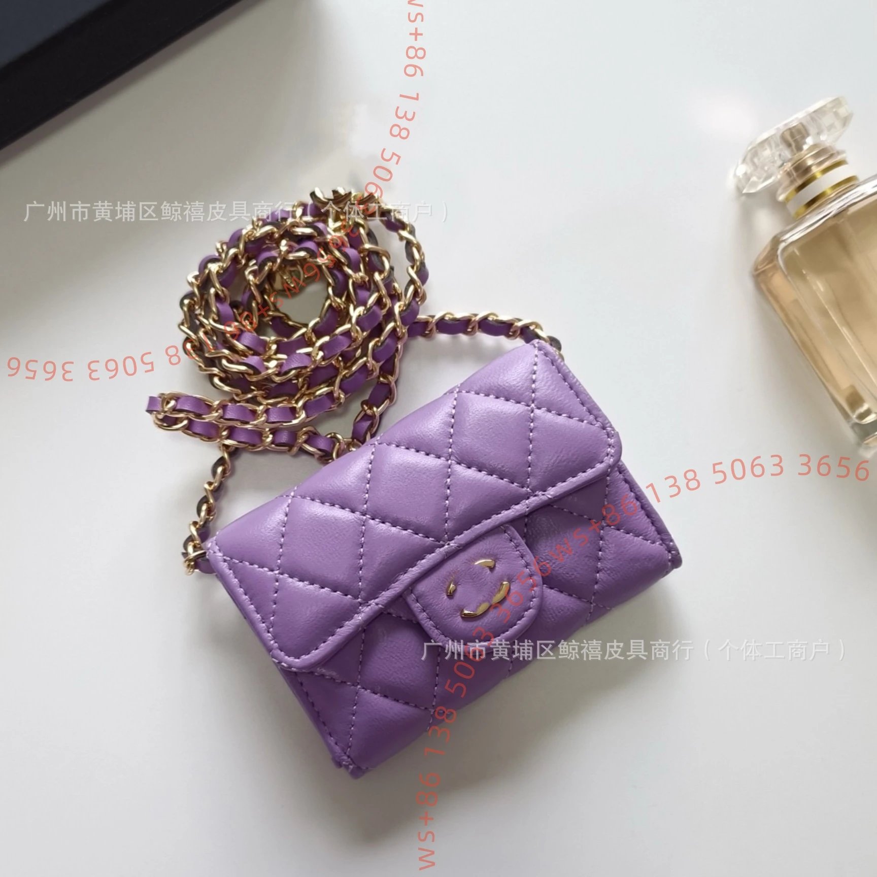 25 (Small size 11.3 * 7.5 * 2.1cm)