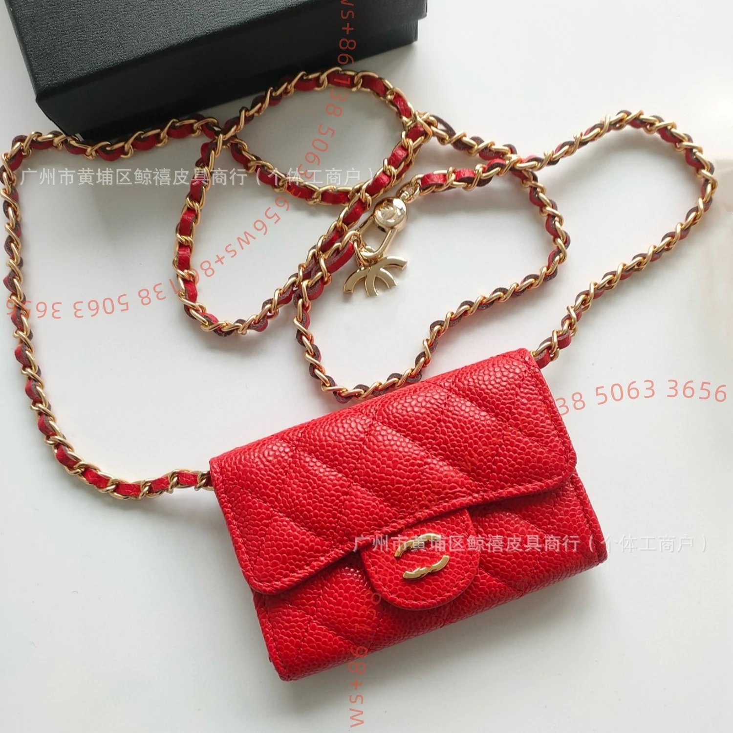 10 (Small size 11.3 * 7.5 * 2.1cm)