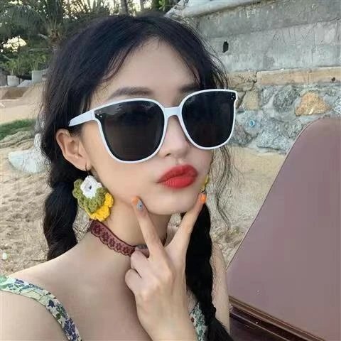 Unisex Sunglasses photo 5