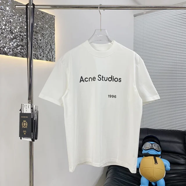 Distressed Letter Pure Cotton T-Shirt photo 5