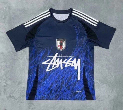 Retro Jersey T-Shirt photo 4