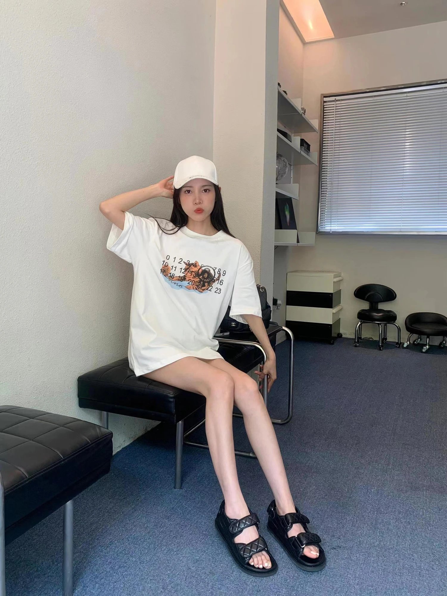 Cat Print Logo Crew Neck T-Shirt photo 7