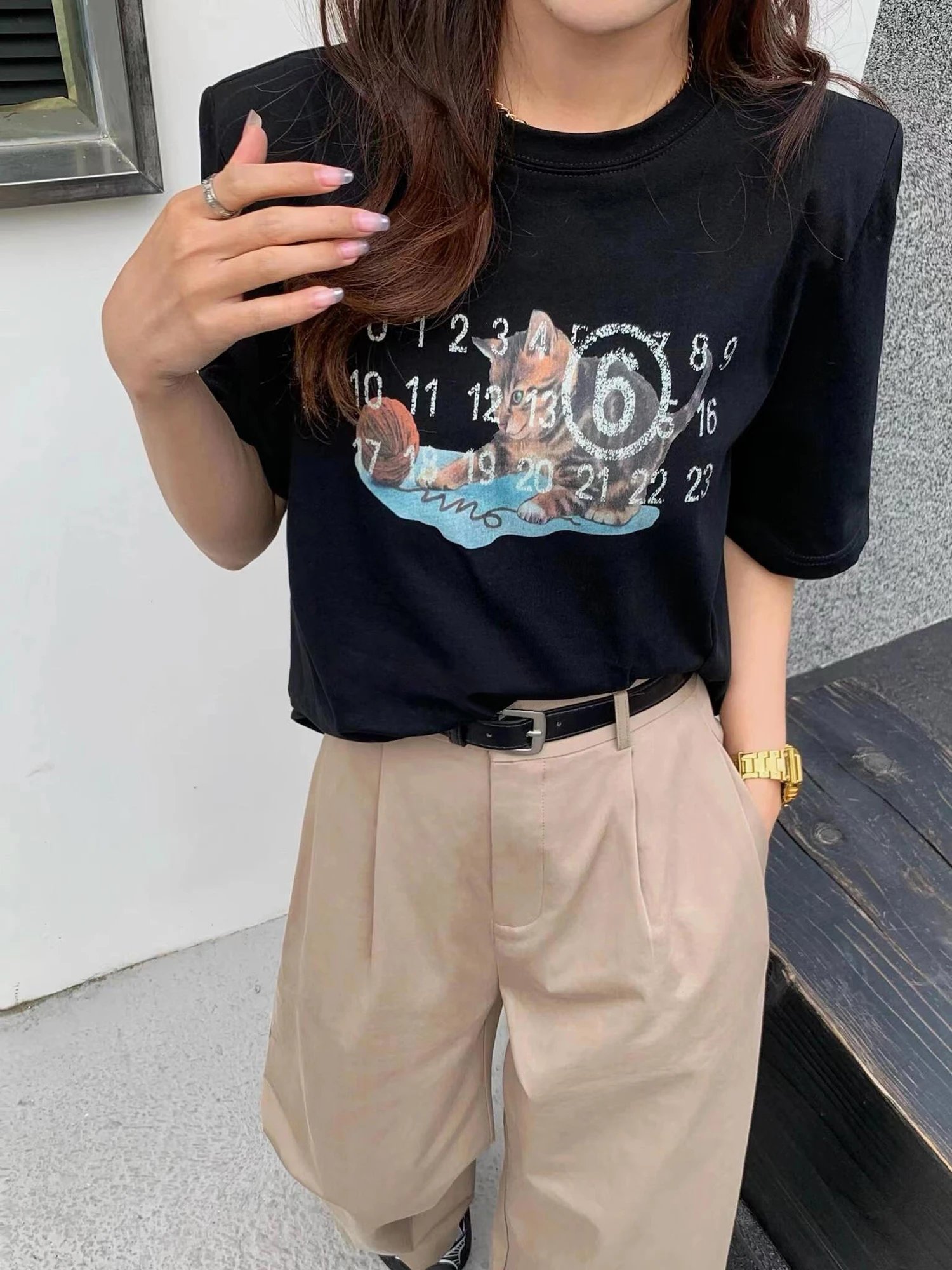 Cat Print Logo Crew Neck T-Shirt photo 5