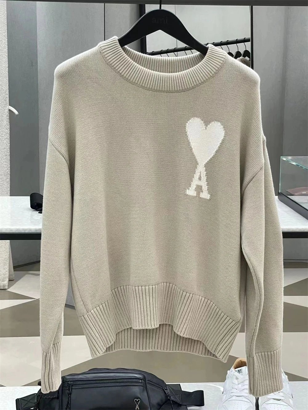 Ami Paris Large Heart Logo Crew Neck Sweater photo 5