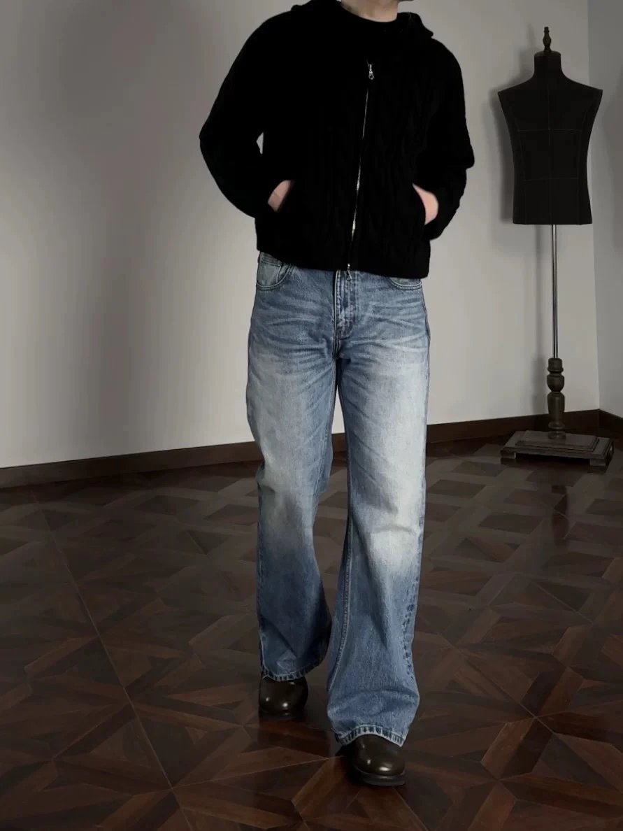 Flared Jeans photo 5
