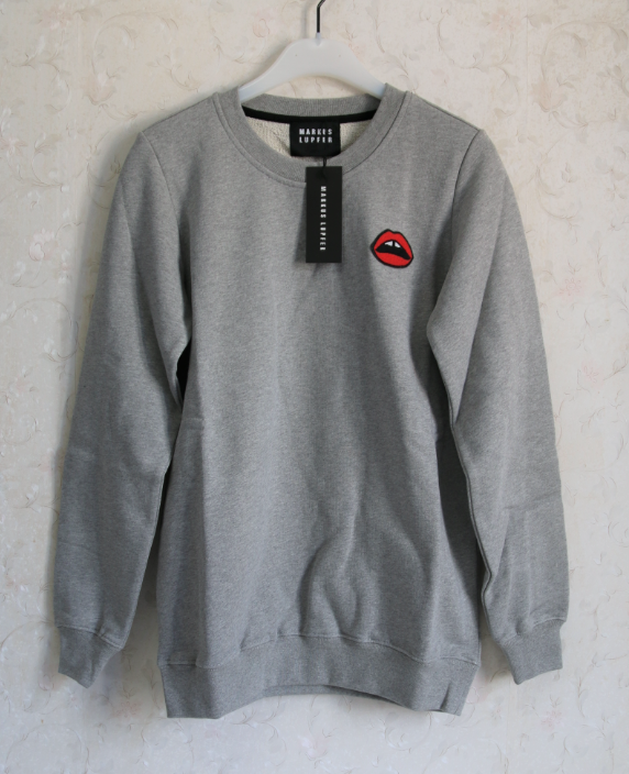 Mouth Graphic Crew Neck Sweatshirt photo 3