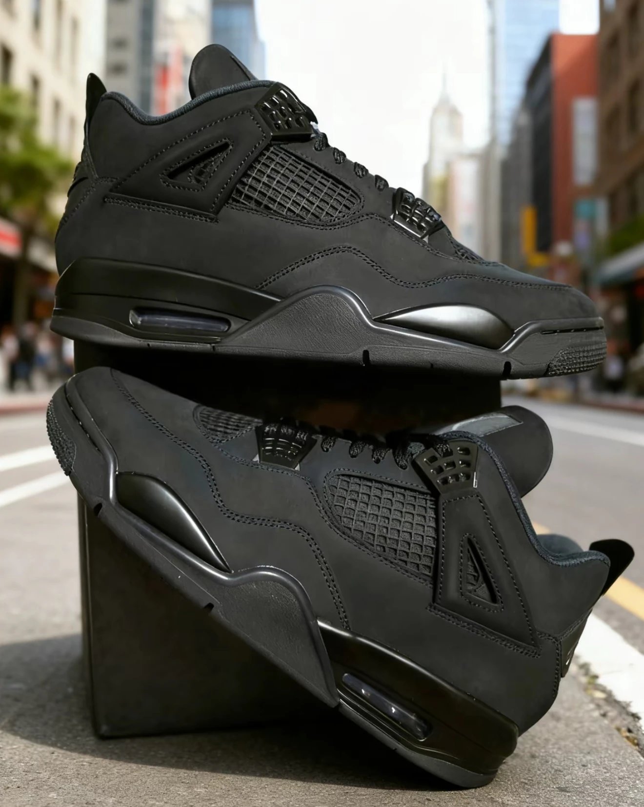 Air Jordan 4 Black Cat photo 4