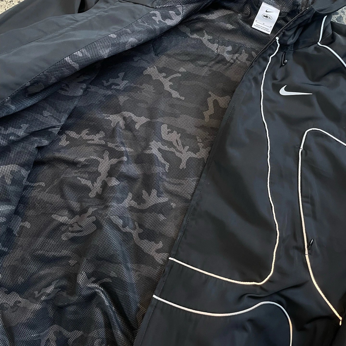 Nike Onyx Track Jacket photo 4