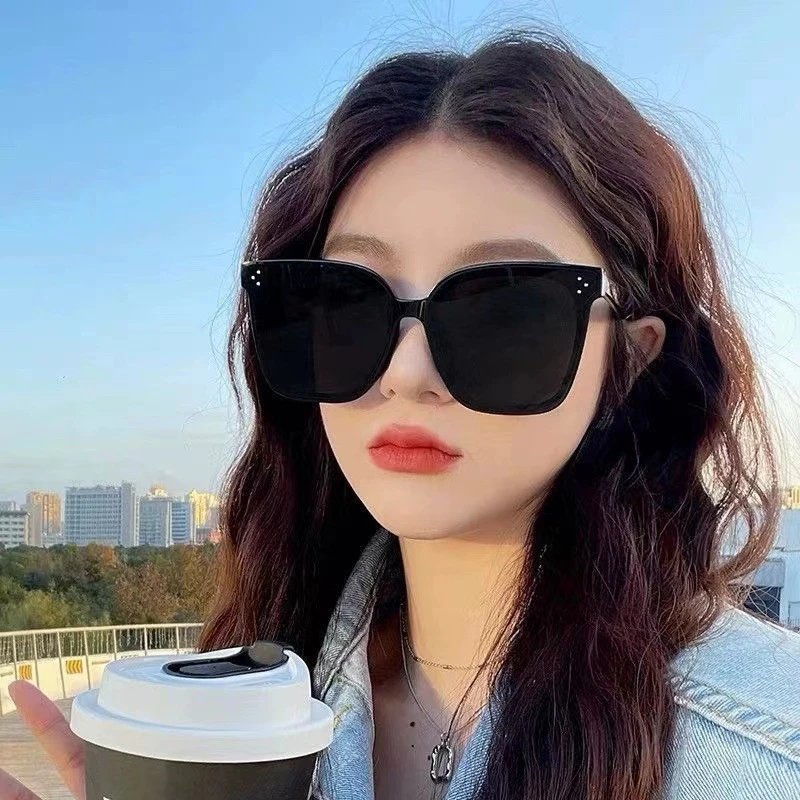 Unisex Sunglasses photo 6