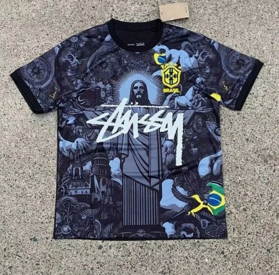 Retro Jersey T-Shirt photo 3