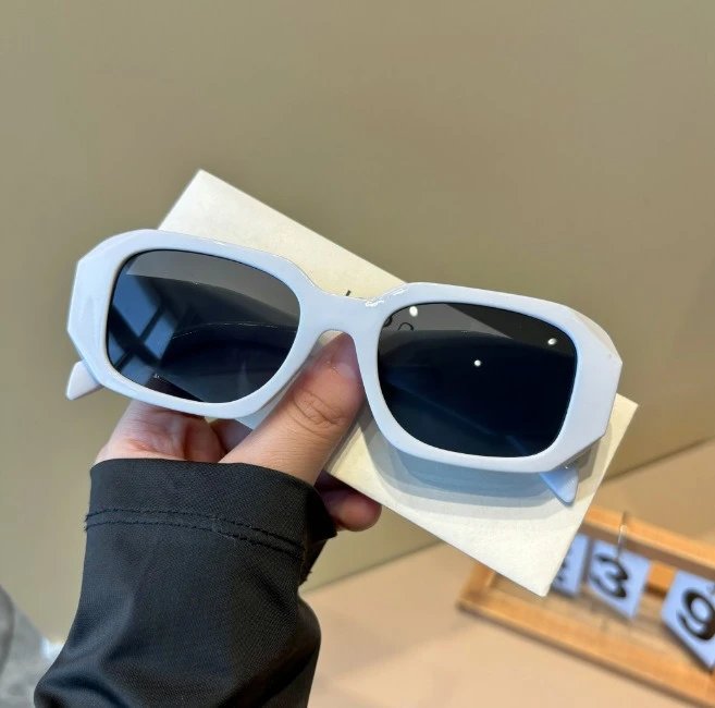 Angular Faceted Sunglasses photo 3