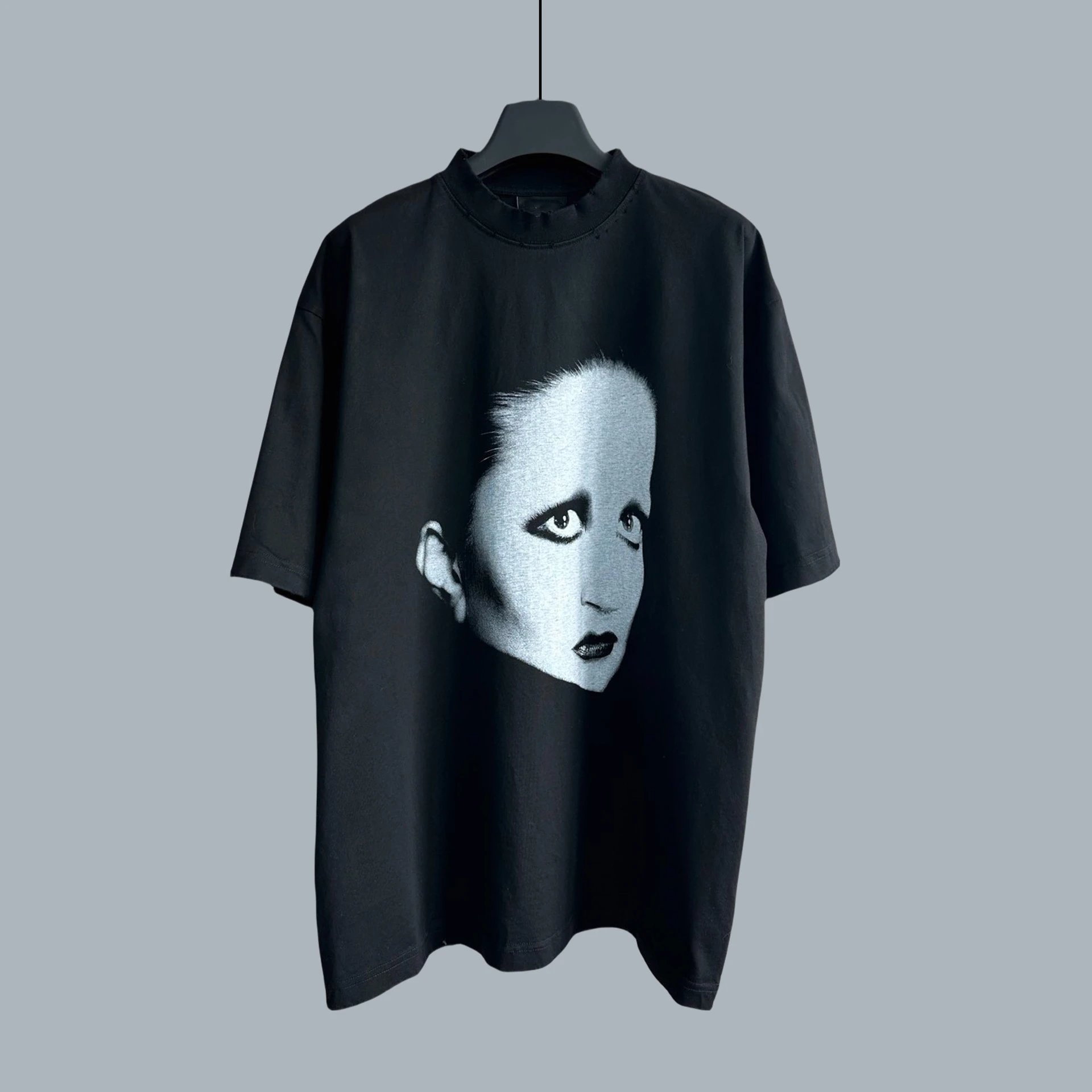 Short-Sleeved T-Shirt photo 7