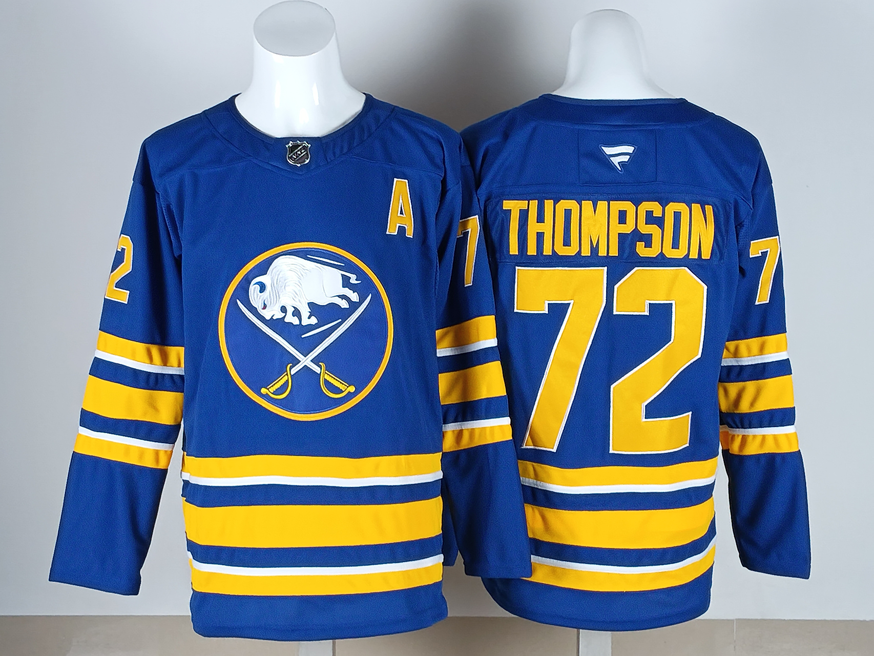 Buffalo Sabres-经典军刀队冰球集合 · 款式: 未选择 · 尺码: 未选择