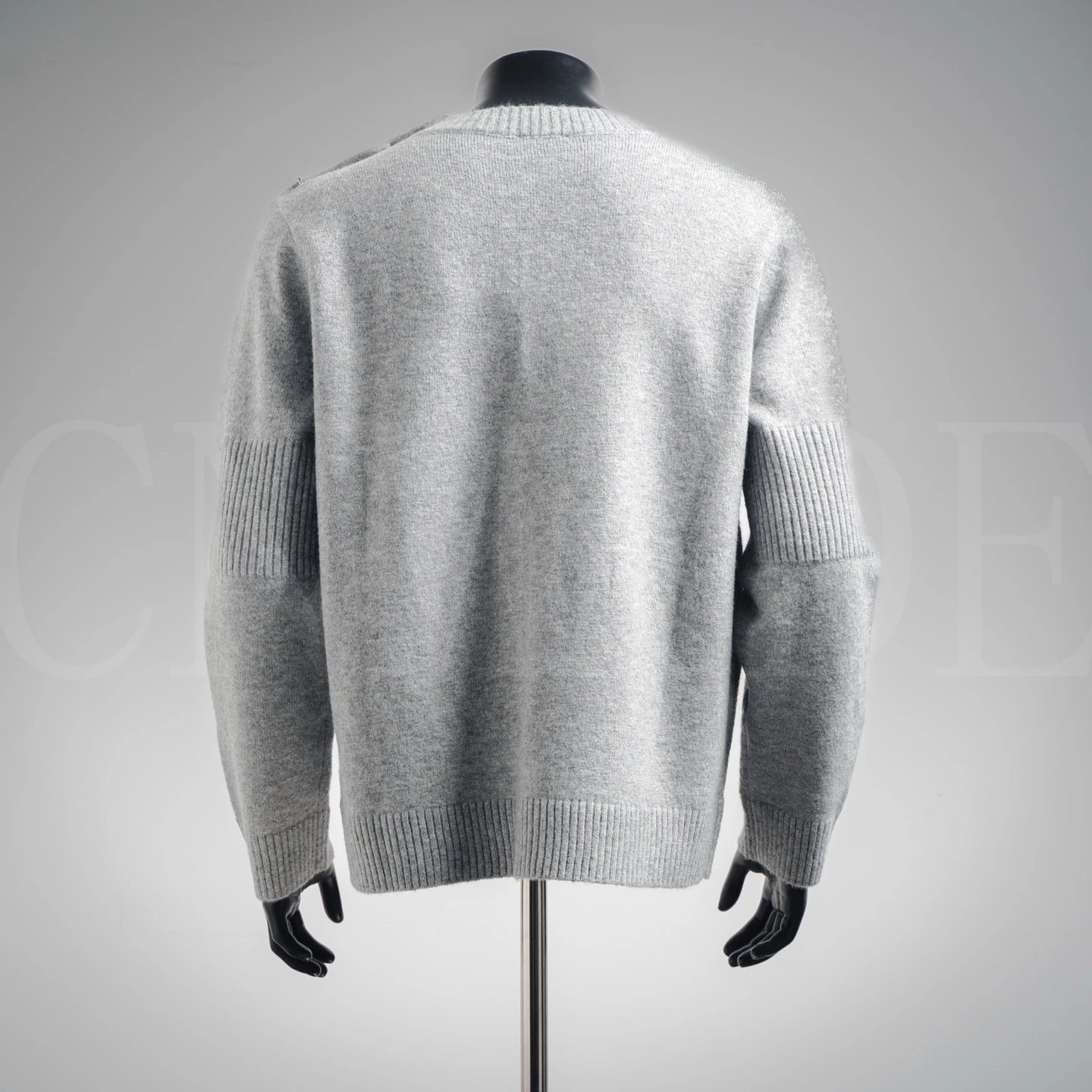 香牌 小香肩扣长袖毛衣 4