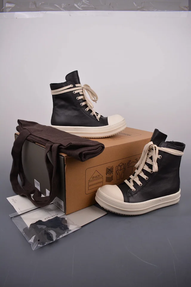 RO Inverted Triangle High-Top Leather Couple Sneakers Plus Size