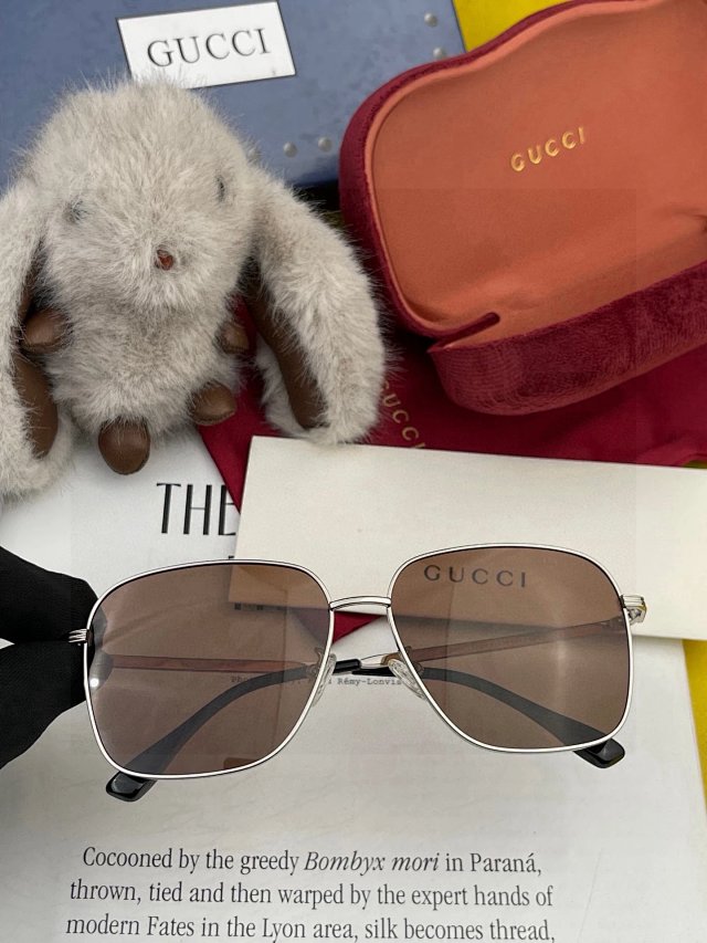 Gucci Gucci Retro Brown Square Metal Gradient Sunglasses - Buy on Kakobuysheetfind