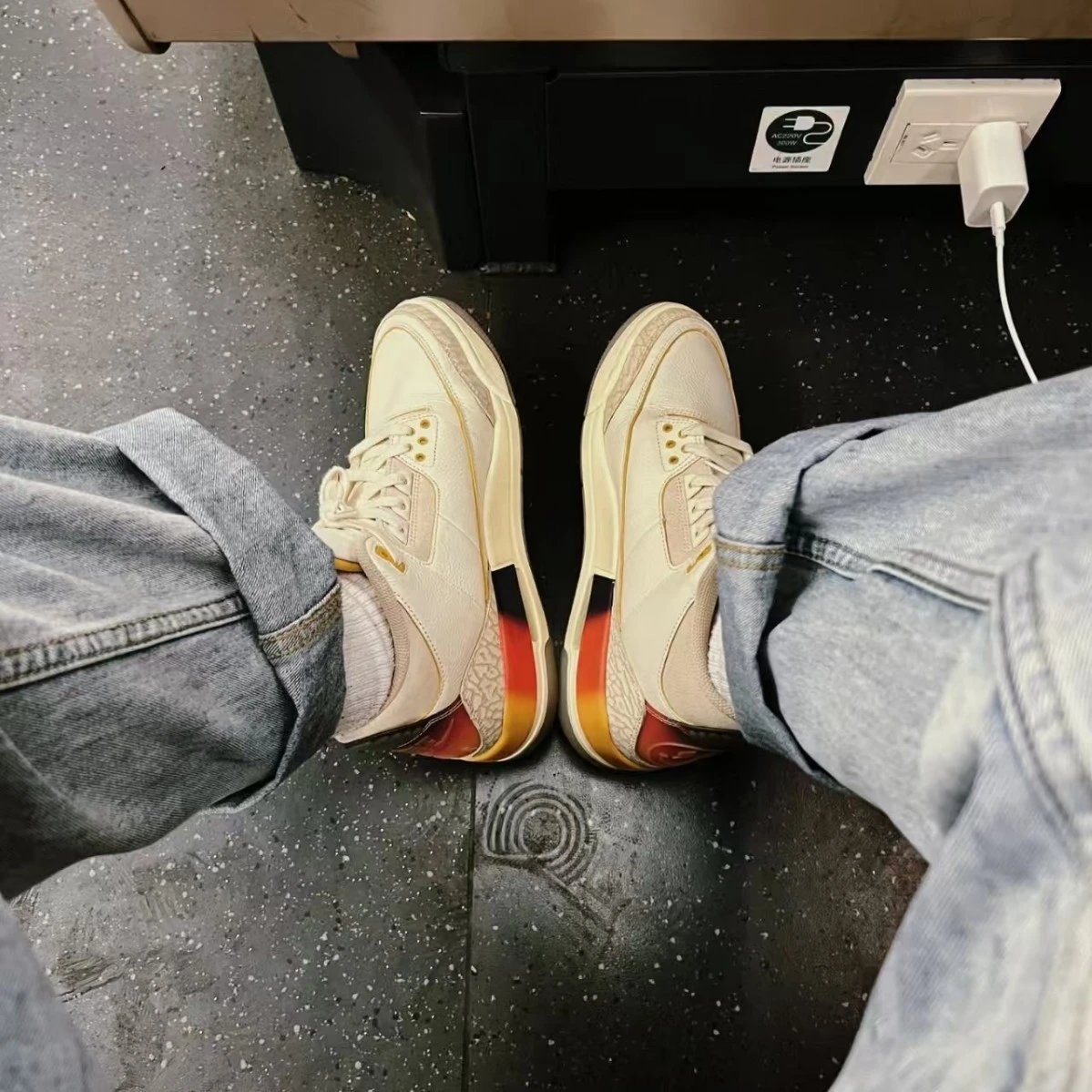 Air Jordan 3 Beige Low-Top Sne