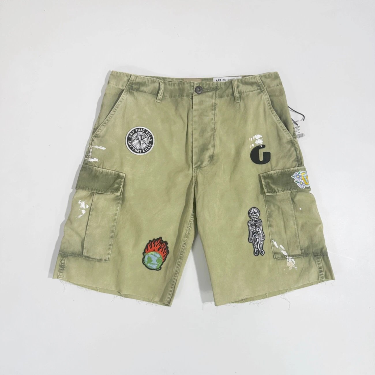 Art On Dis Green Cargo Shorts