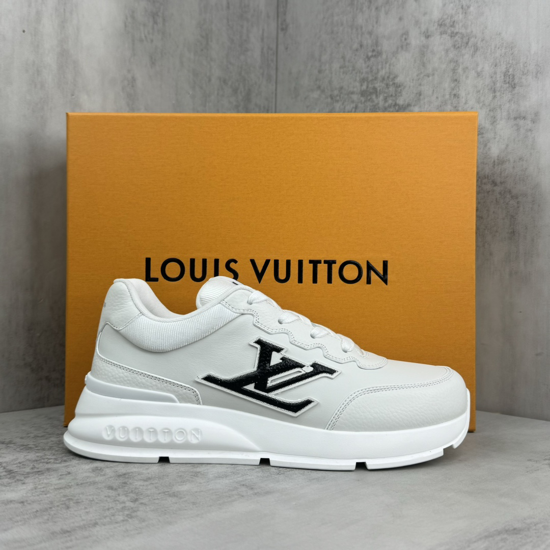 Louis Vuitton Sneakers Low-Top Monogram Lace-Up — LV0014