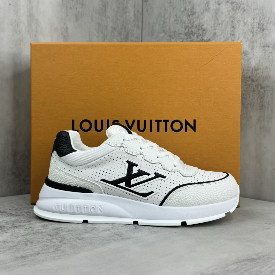 Louis Vuitton Sneakers Low-Top Monogram Lace-Up — LV0012