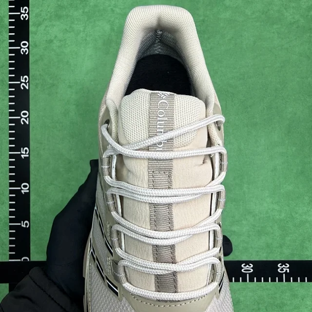 Columbia Sneakers GORE-TEX trail hiking product detail image 17