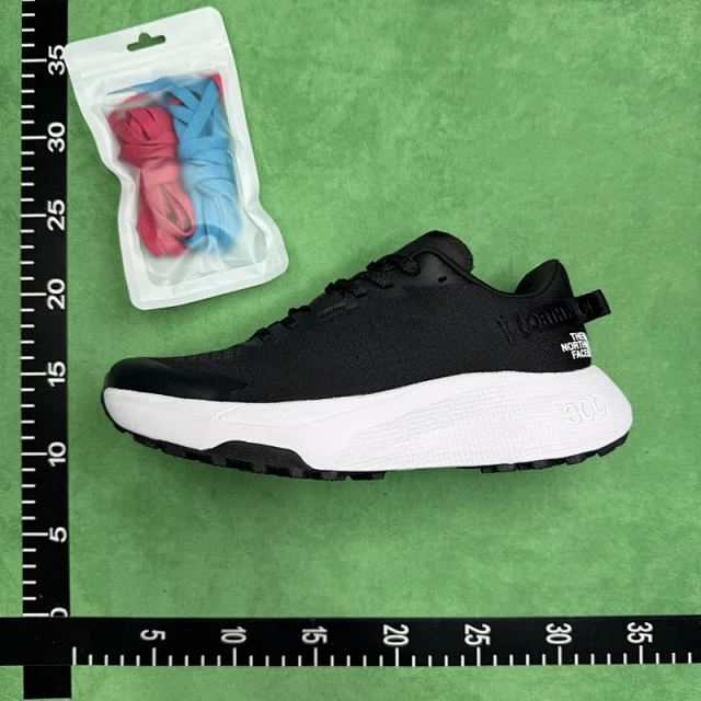 The North Face Sneakers 300 trail product detail image 11