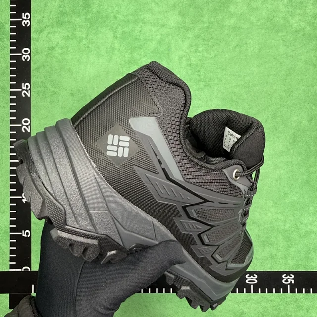 Columbia Sneakers GORE-TEX trail hiking product detail image 8