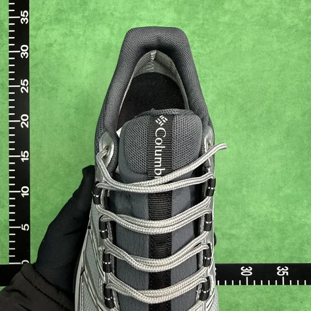 Columbia Sneakers GORE-TEX trail hiking product detail image 27