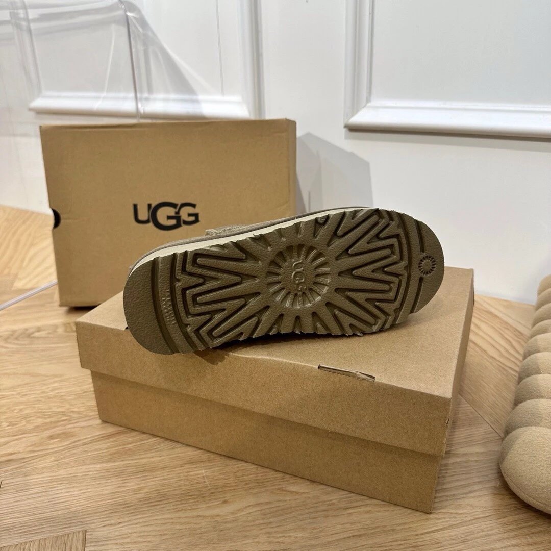 UGG Mini Platform Shearling Ankle Boots, Brown, FW-Season - Gallery Image 8 - Detailed View