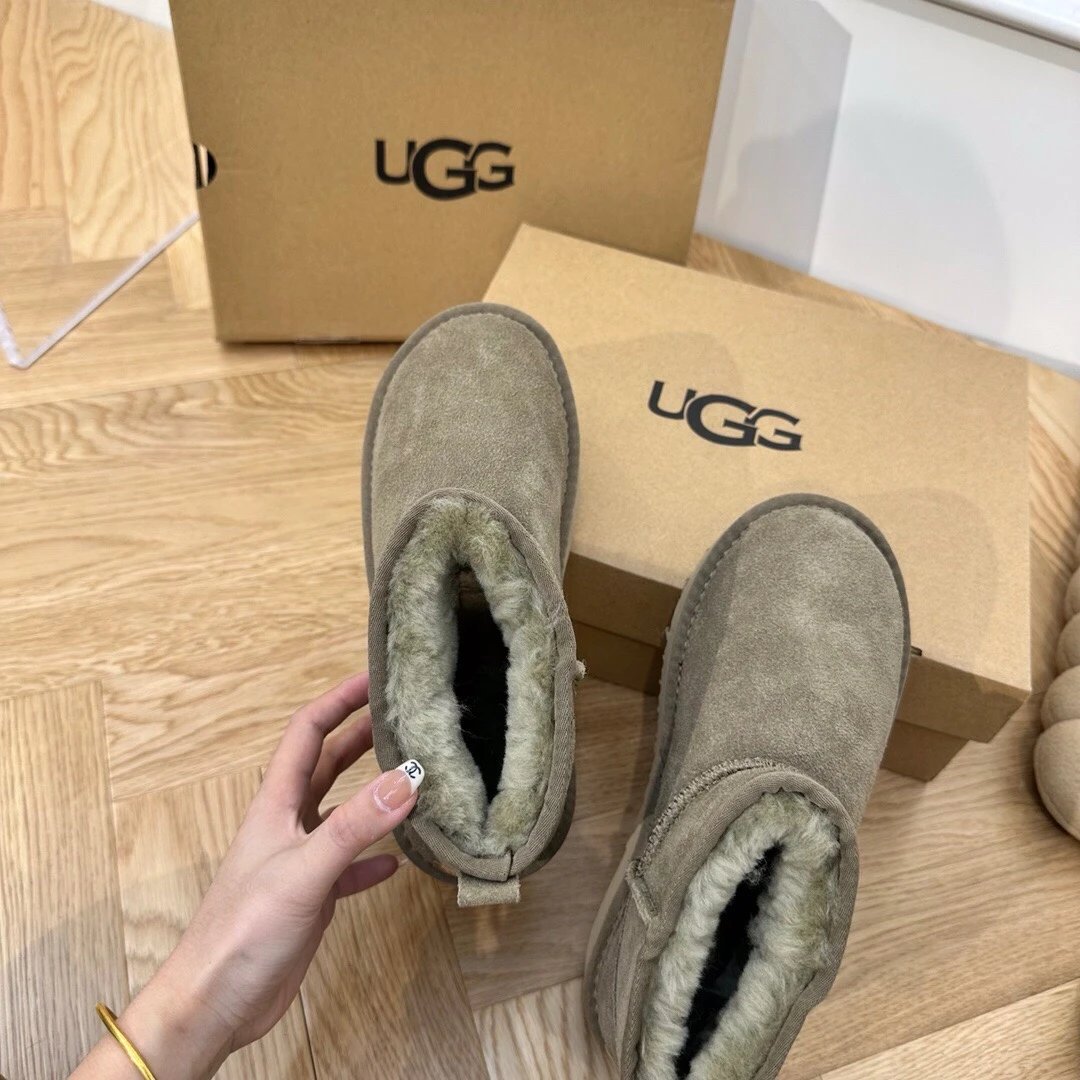 UGG Mini Platform Shearling Ankle Boots, Brown, FW-Season - Gallery Image 5 - Detailed View