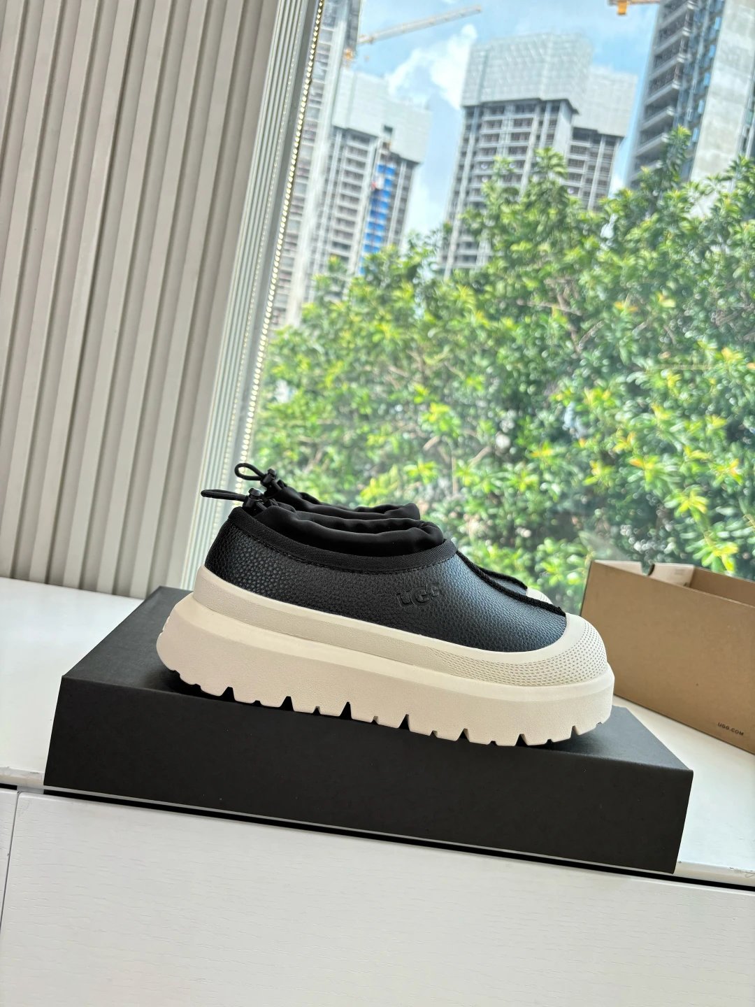 UGG G026 Unisex Suede & Shearling Platform Black Casual Shoes - Related Product - Cnfans